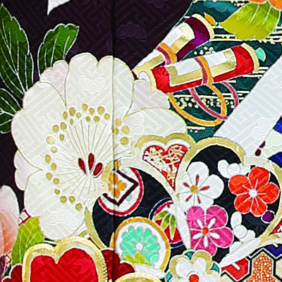 http://wa-shibata.co.jp/furisode/info/info/img/H310_400400_1.jpg