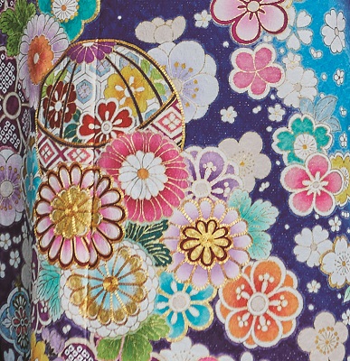 http://wa-shibata.co.jp/furisode/info/info/img/H512-2.jpg