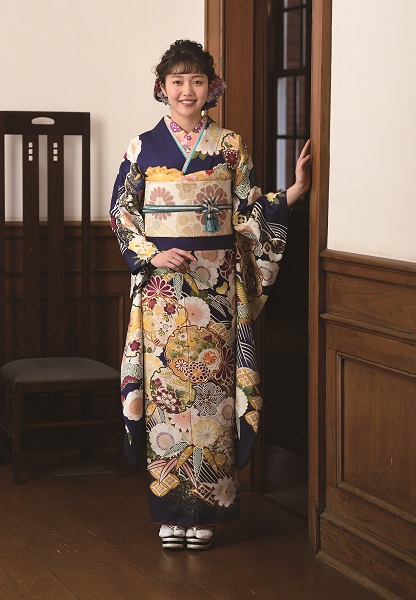 http://wa-shibata.co.jp/furisode/info/info/img/KR-506%20HP.jpg