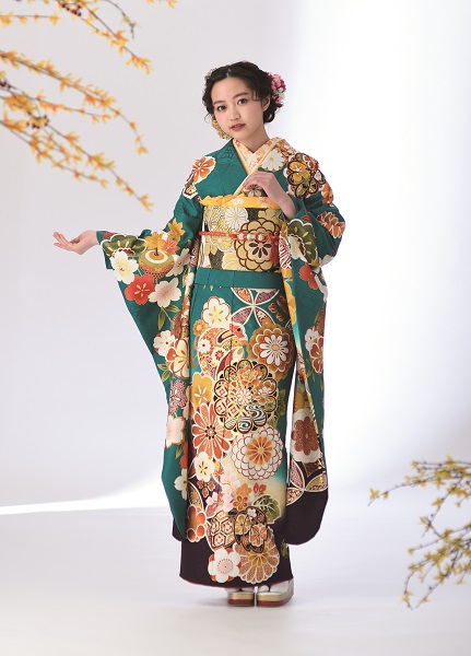 http://wa-shibata.co.jp/furisode/info/info/img/kR-513%20HP.jpg