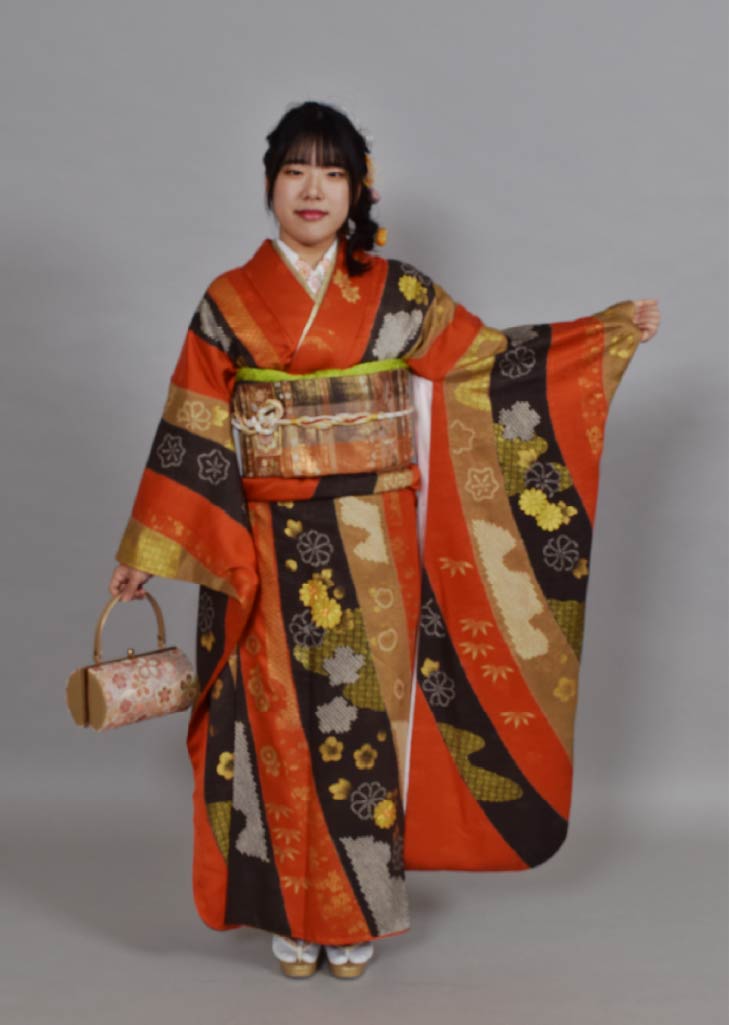 http://wa-shibata.co.jp/kagirohiya/gallery/kagirohiya/1%20%2812%29.jpg