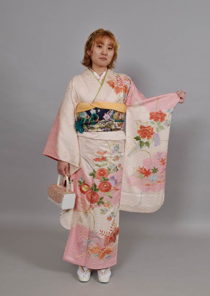 http://wa-shibata.co.jp/kagirohiya/gallery/kagirohiya/1%20%2817%29.jpg